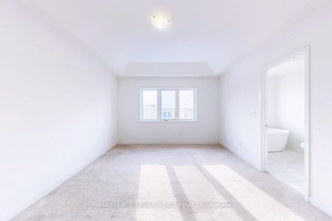 Photo 19 at 208 Harding Park Street, Glenway Estates, Newmarket