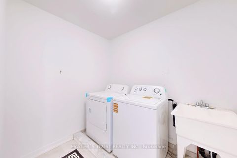 Photo 29 at 208 Harding Park Street, Glenway Estates, Newmarket