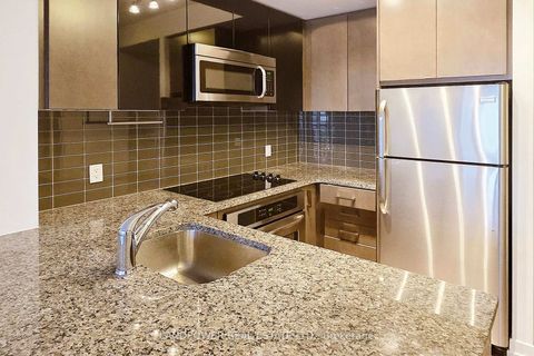 Photo 17 at 2504 - 89 Dunfield Avenue, Mount Pleasant West, Toronto