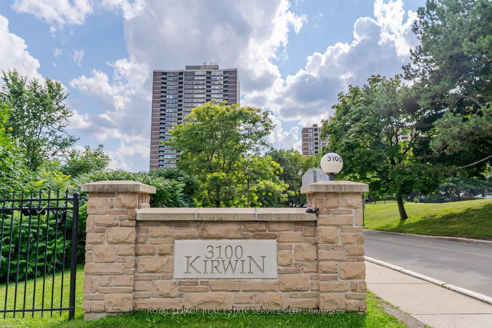 708 - 3100 Kirwin Avenue, Cooksville, Mississauga 