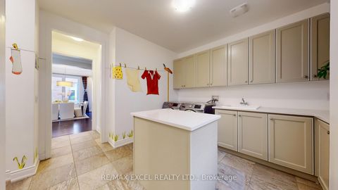 Photo 21 at 215 Coon's Road, Oak Ridges, Richmond Hill