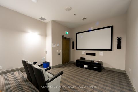 Photo 19 at 532 - 99 Eagle Rock Way N, Rural Vaughan, Vaughan