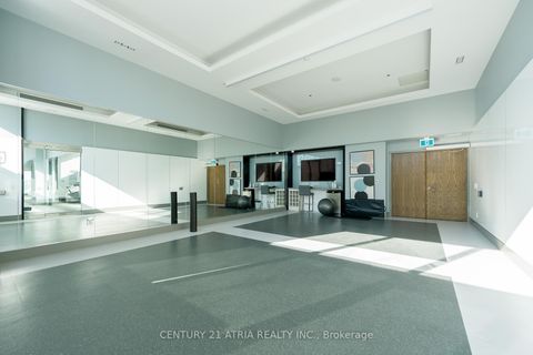 Photo 23 at 532 - 99 Eagle Rock Way N, Rural Vaughan, Vaughan