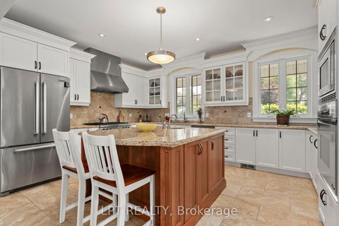 Photo 18 at 22 Blue Heron Drive, Virginia, Georgina