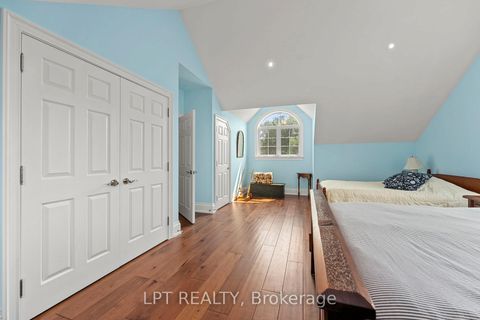 Photo 28 at 22 Blue Heron Drive, Virginia, Georgina