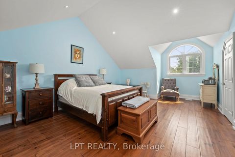 Photo 29 at 22 Blue Heron Drive, Virginia, Georgina