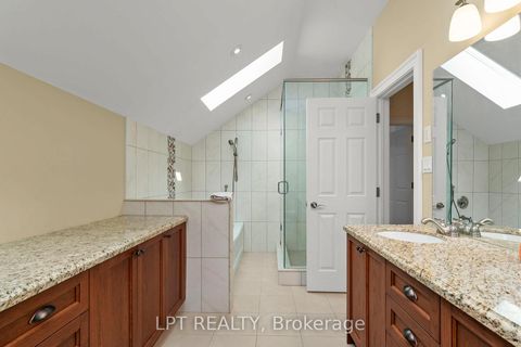 Photo 32 at 22 Blue Heron Drive, Virginia, Georgina