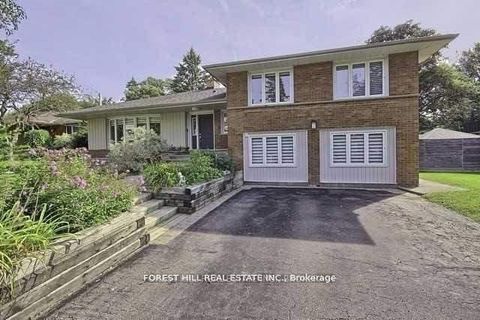 Photo 5 at 9 Vistaview Boulevard, Uplands, Vaughan
