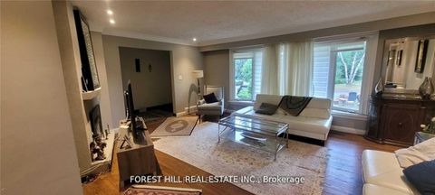 Photo 10 at 9 Vistaview Boulevard, Uplands, Vaughan