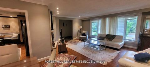 Photo 11 at 9 Vistaview Boulevard, Uplands, Vaughan