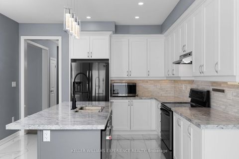 Photo 3 at 1464 Farrow Crescent, Alcona, Innisfil