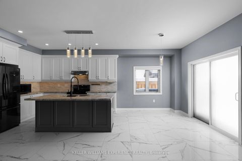 Photo 4 at 1464 Farrow Crescent, Alcona, Innisfil