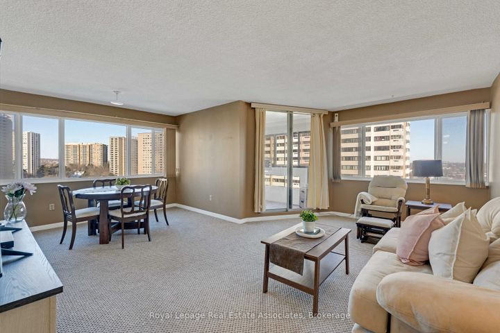 Photo 5 at 912 - 50 Elm Drive E, Mississauga Valleys, Mississauga