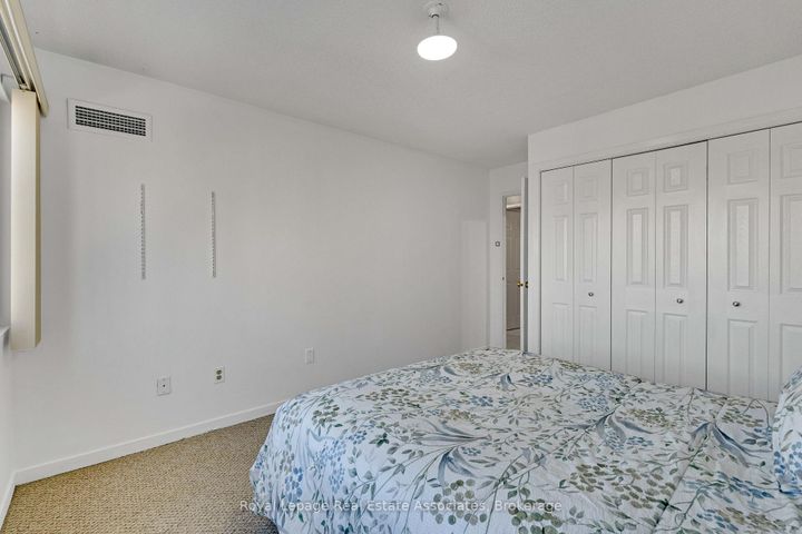 Photo 19 at 912 - 50 Elm Drive E, Mississauga Valleys, Mississauga