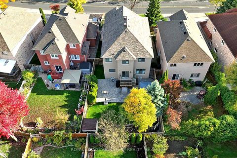 Photo 2 at 62 Legacy Drive, Legacy, Markham