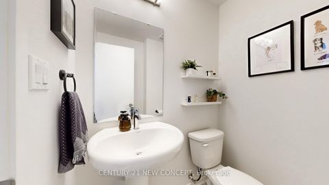 Photo 12 at TH 284 - 140 Honeycrisp Crescent, Vaughan Corporate Centre, Vaughan