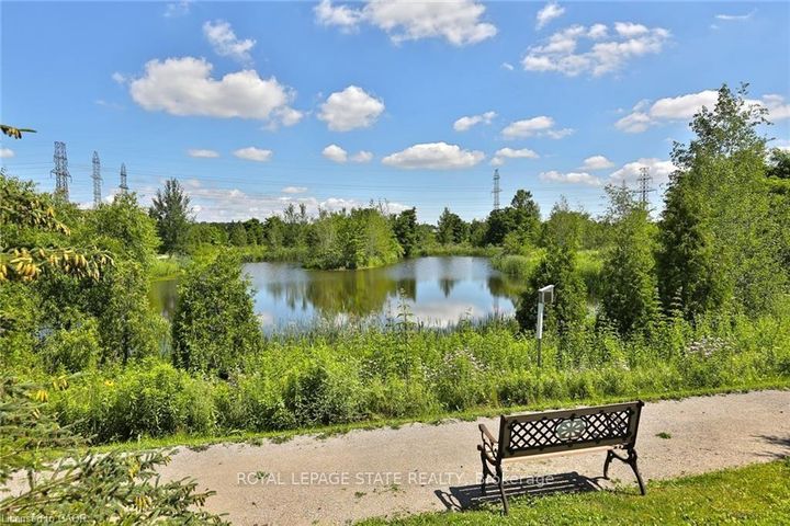 Photo 35 at 9 Manitoulin Trail, Twenty Place, Hamilton