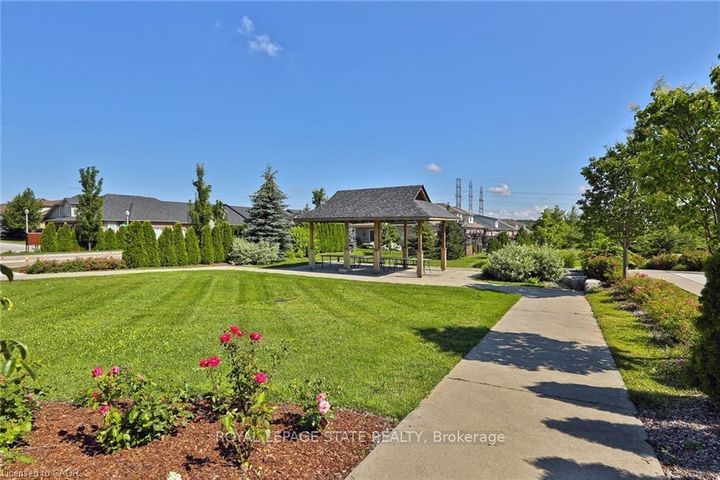 Photo 42 at 9 Manitoulin Trail, Twenty Place, Hamilton