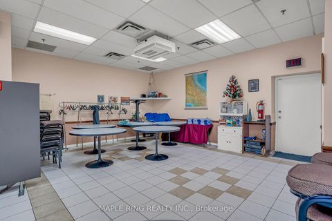 Photo 17 at 31 - 2899 Steeles Avenue W, York University Heights, Toronto