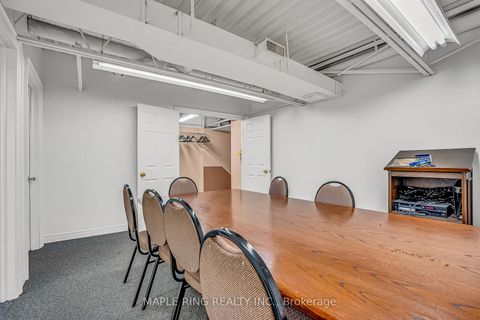 Photo 27 at 31 - 2899 Steeles Avenue W, York University Heights, Toronto