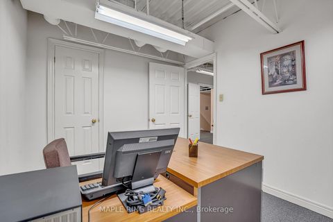 Photo 30 at 31 - 2899 Steeles Avenue W, York University Heights, Toronto