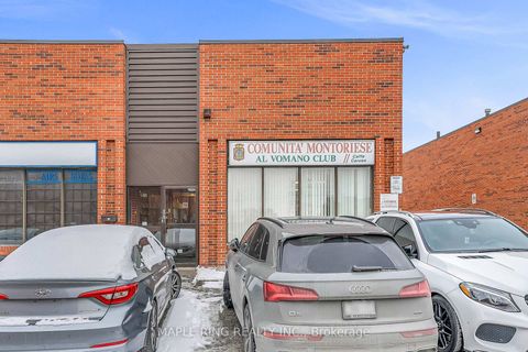 Photo 34 at 31 - 2899 Steeles Avenue W, York University Heights, Toronto