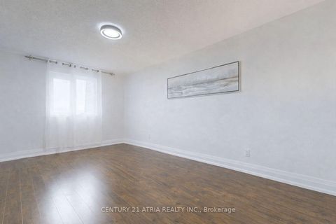 Photo 6 at 340 - 4005 Don Mills Road, Hillcrest Village, Toronto