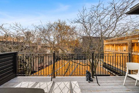 Photo 11 at 121 Davenport Road, Annex, Toronto