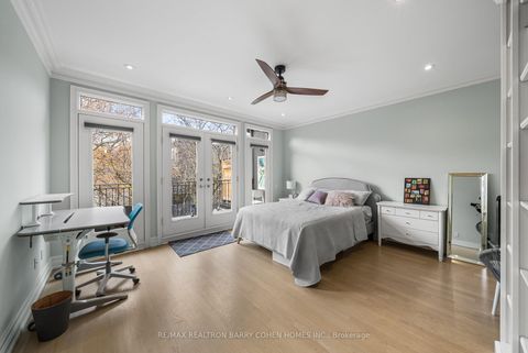 Photo 13 at 121 Davenport Road, Annex, Toronto