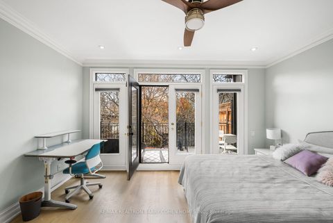 Photo 16 at 121 Davenport Road, Annex, Toronto