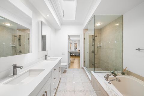 Photo 18 at 121 Davenport Road, Annex, Toronto