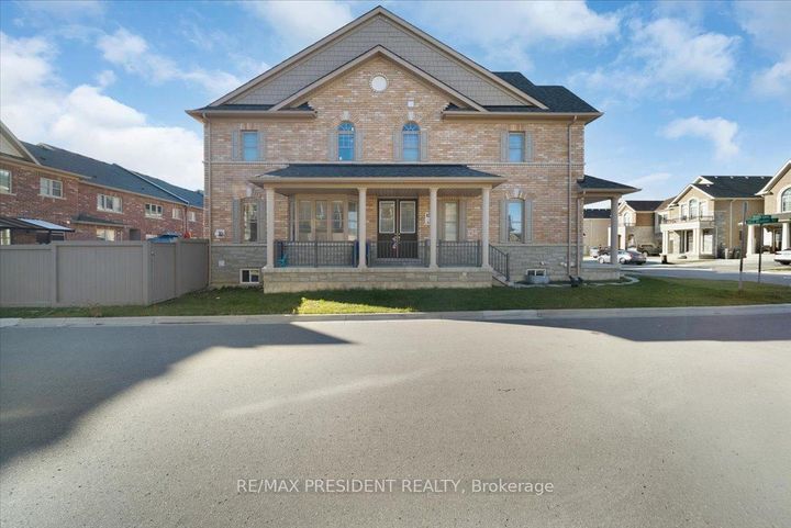 Photo 2 at 3 DALE MEADOWS Road, Bram West, Brampton