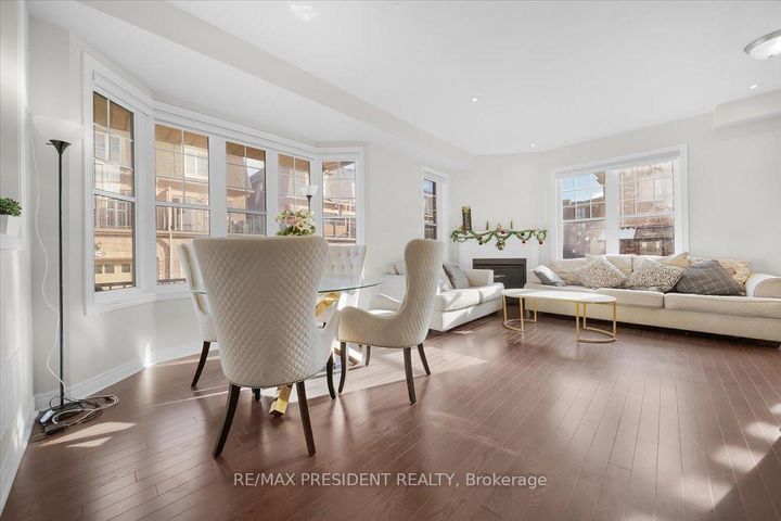 Photo 7 at 3 DALE MEADOWS Road, Bram West, Brampton