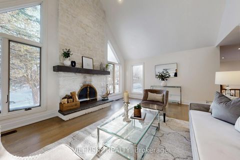 Photo 2 at 32 Whitfield Court, Aurora Highlands, Aurora