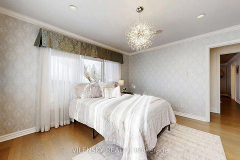 Photo 15 at 32 Whitfield Court, Aurora Highlands, Aurora