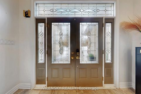 Photo 18 at 32 Whitfield Court, Aurora Highlands, Aurora