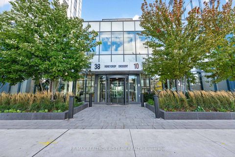 Photo 2 at 717 - 10 Honeycrisp Crescent, Vaughan Corporate Centre, Vaughan