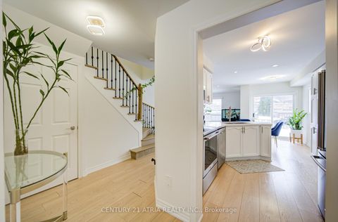 Photo 8 at 102 Woodroof Crescent, Bayview Wellington, Aurora