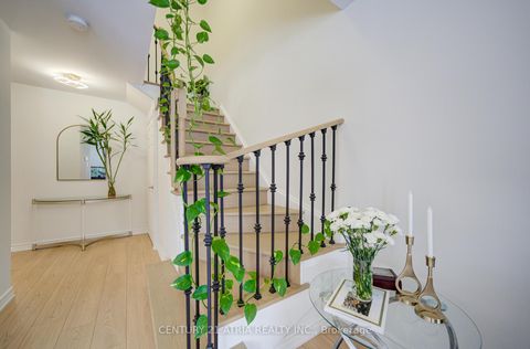 Photo 24 at 102 Woodroof Crescent, Bayview Wellington, Aurora