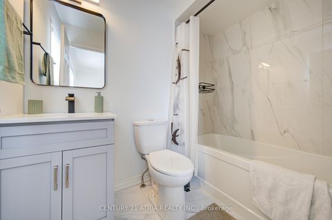 Photo 31 at 102 Woodroof Crescent, Bayview Wellington, Aurora