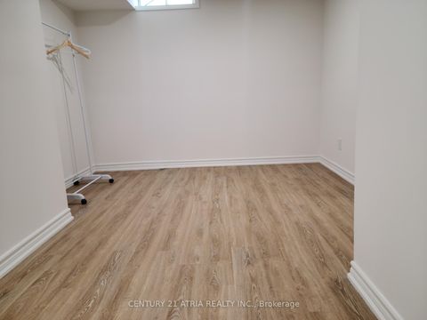 Photo 41 at 102 Woodroof Crescent, Bayview Wellington, Aurora