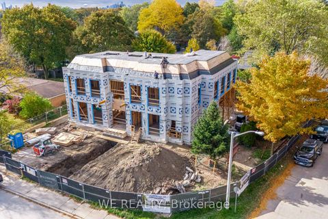 Photo 5 at 71 Laurentide Drive, Donalda, Toronto