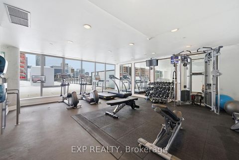 Photo 25 at 213 - 560 King Street W, Waterfront Communities C1, Toronto