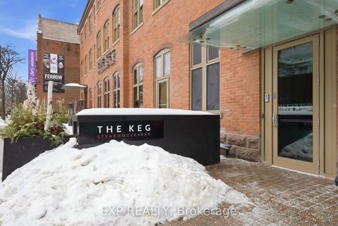 Photo 29 at 213 - 560 King Street W, Waterfront Communities C1, Toronto