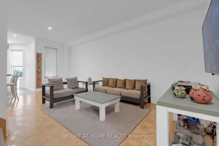 Photo 4 at 53 Silent Pond Crescent, Madoc, Brampton