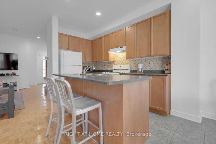 Photo 10 at 53 Silent Pond Crescent, Madoc, Brampton