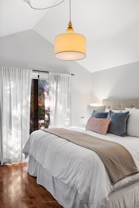 Photo 9 at 25 Bishop Street, Annex, Toronto