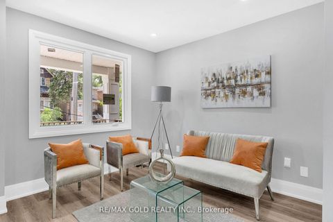 Photo 7 at 8 Fairglen Crescent, Pelmo Park W4, Toronto