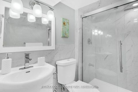 Photo 33 at 8 Fairglen Crescent, Pelmo Park W4, Toronto