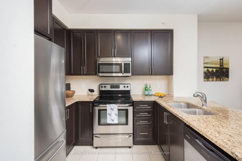 Photo 3 at 614 - 9255 Jane Street, Maple, Vaughan